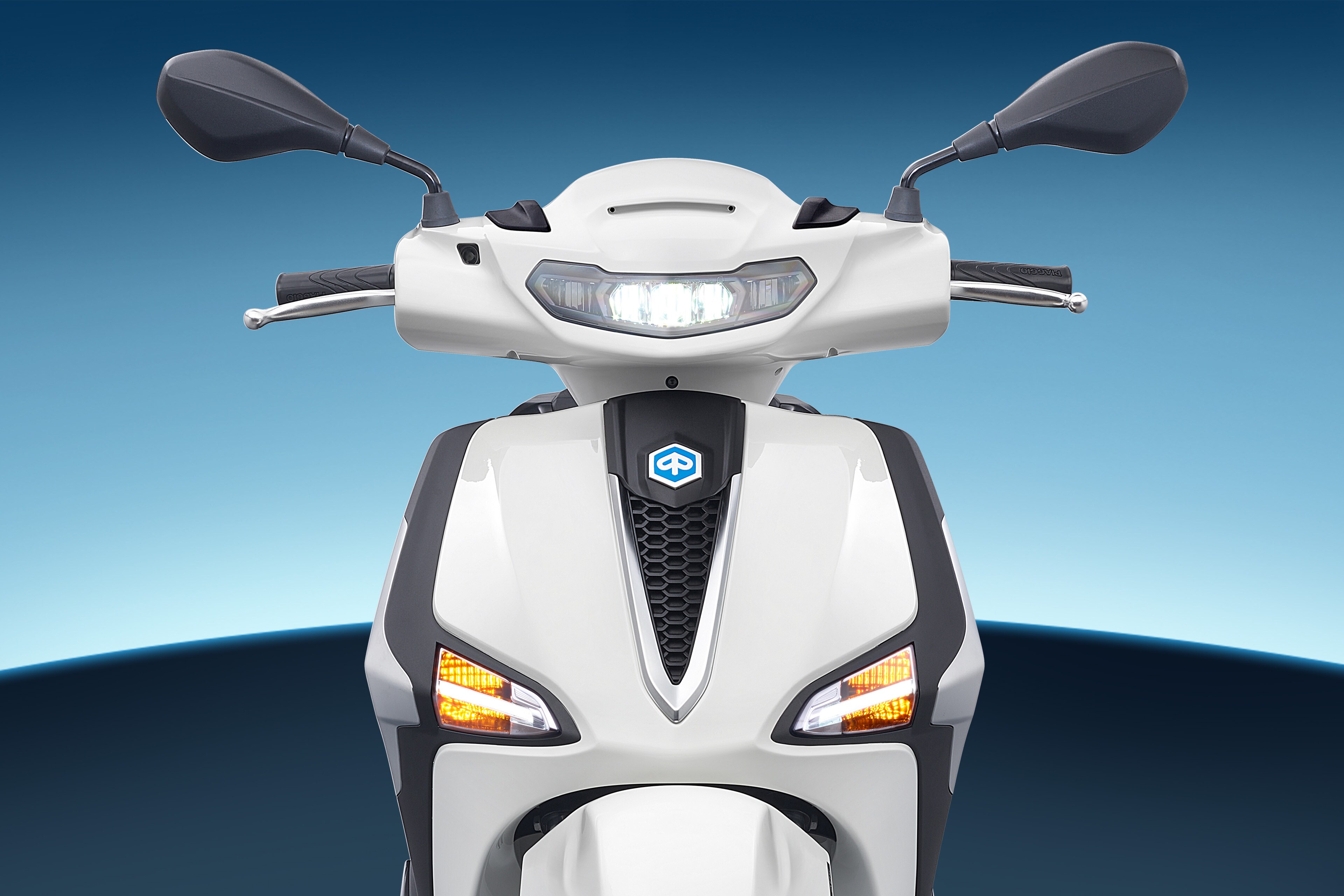 Piaggio Liberty: 125cc high wheel scooters